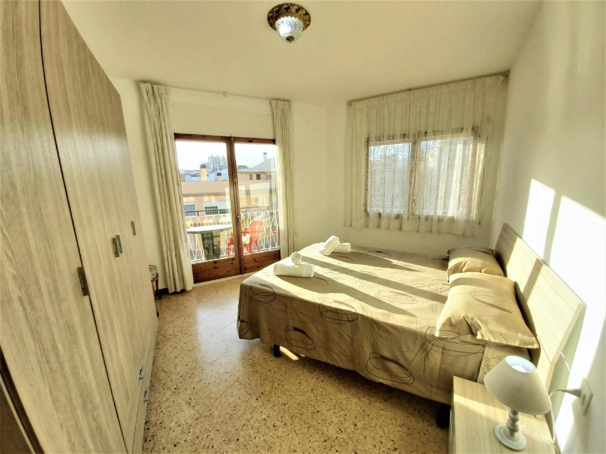 Diana Apartamento Con Terraza Muy Cerca Del Mar Pineda de Mar Extérieur photo