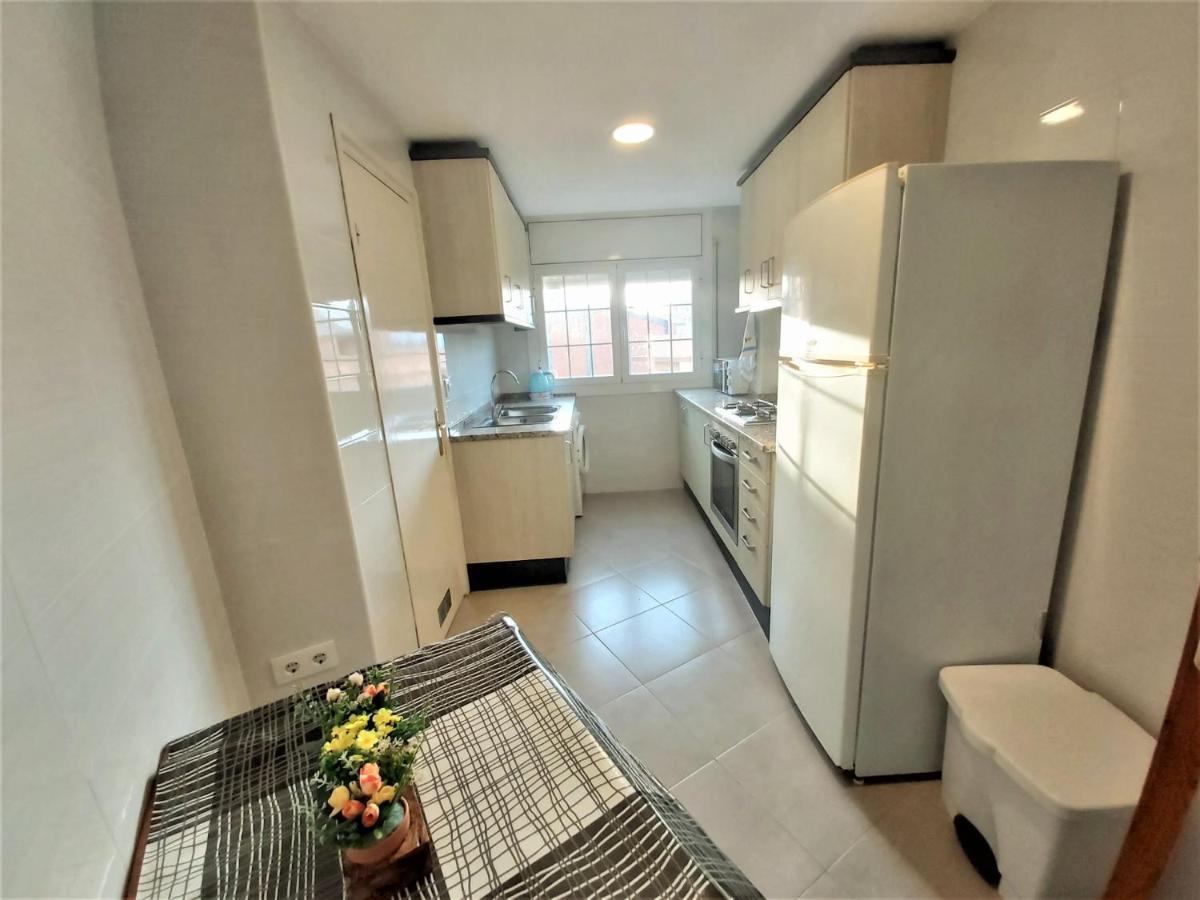 Diana Apartamento Con Terraza Muy Cerca Del Mar Pineda de Mar Extérieur photo