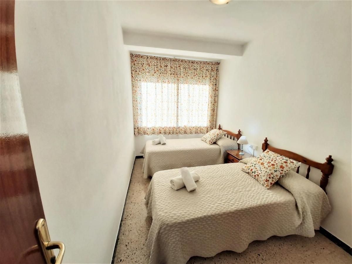 Diana Apartamento Con Terraza Muy Cerca Del Mar Pineda de Mar Extérieur photo